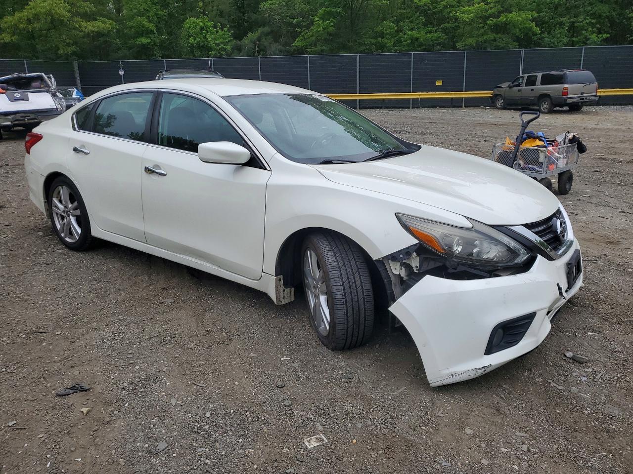 2016 Nissan Altima 2.5 Sr - Image 4