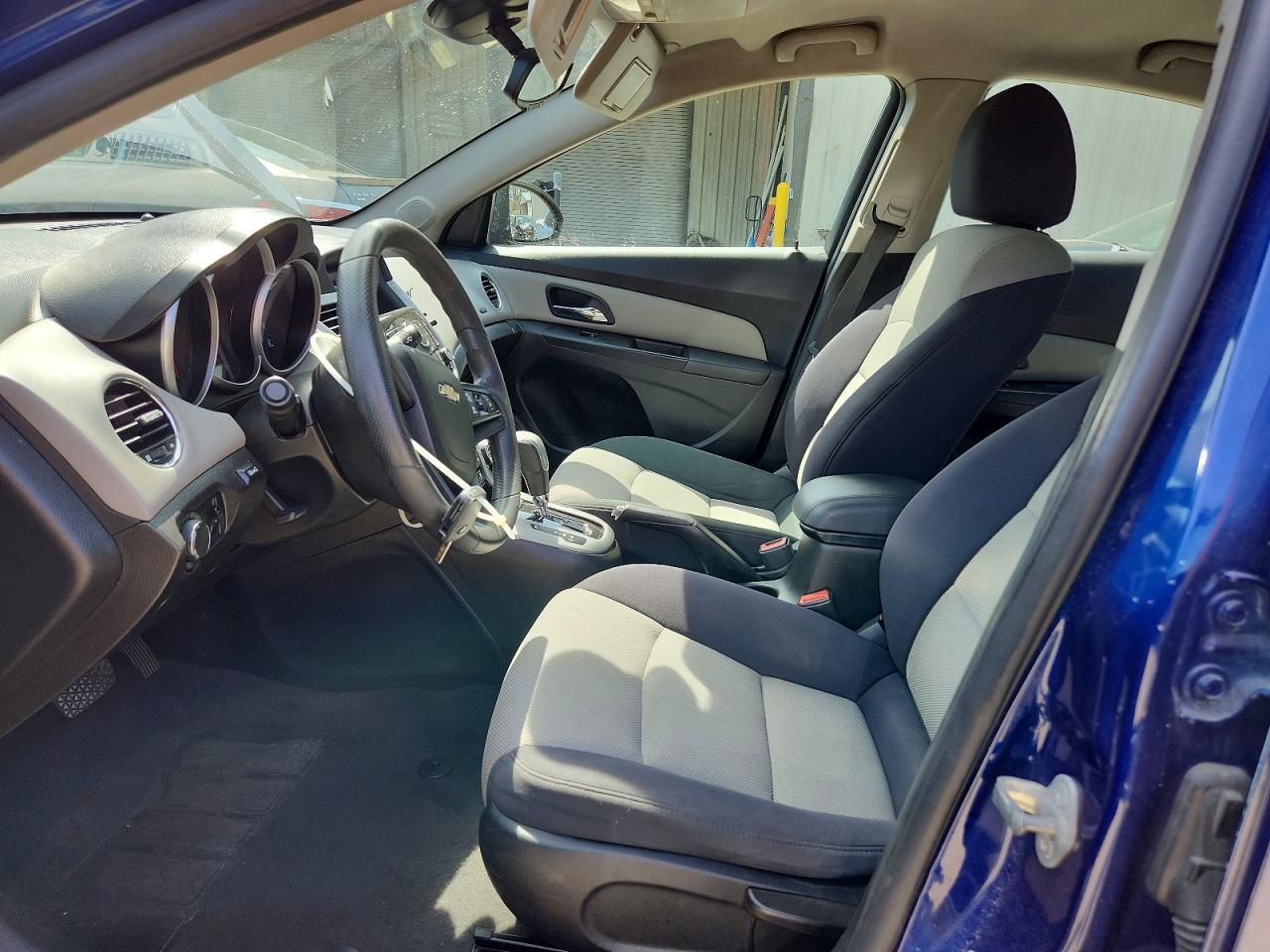 2012 Chevrolet Cruze Ls - Фото 7