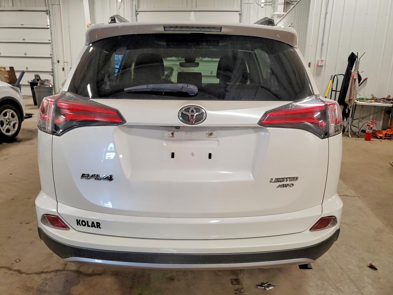 2018 Toyota Rav4 Limited - Фото 6