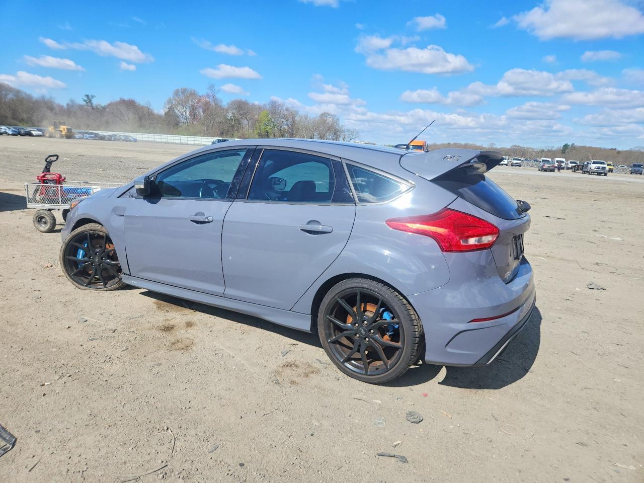 2017 Ford Focus Rs - Фото 2