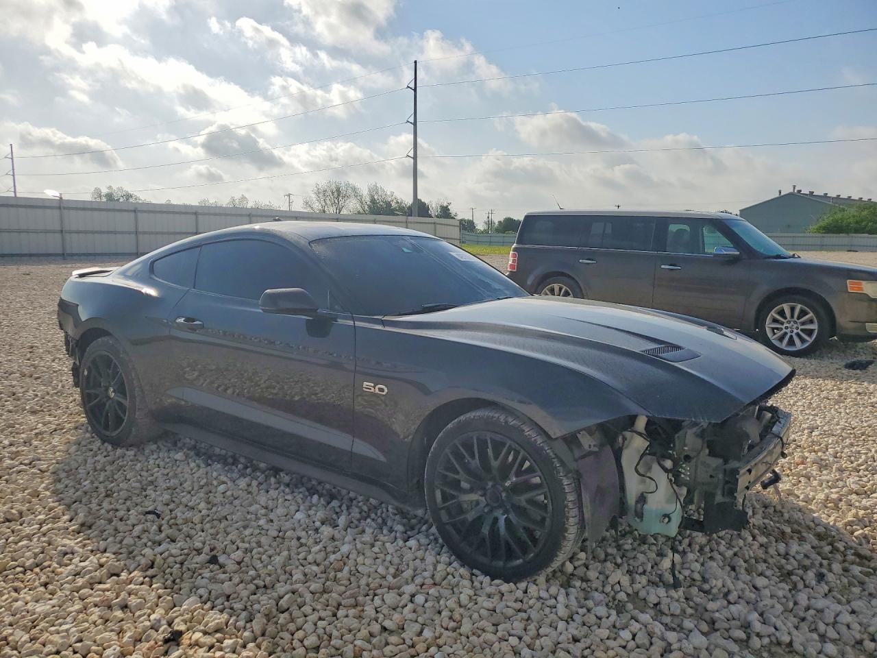 2023 Ford Mustang Gt - Фото 4