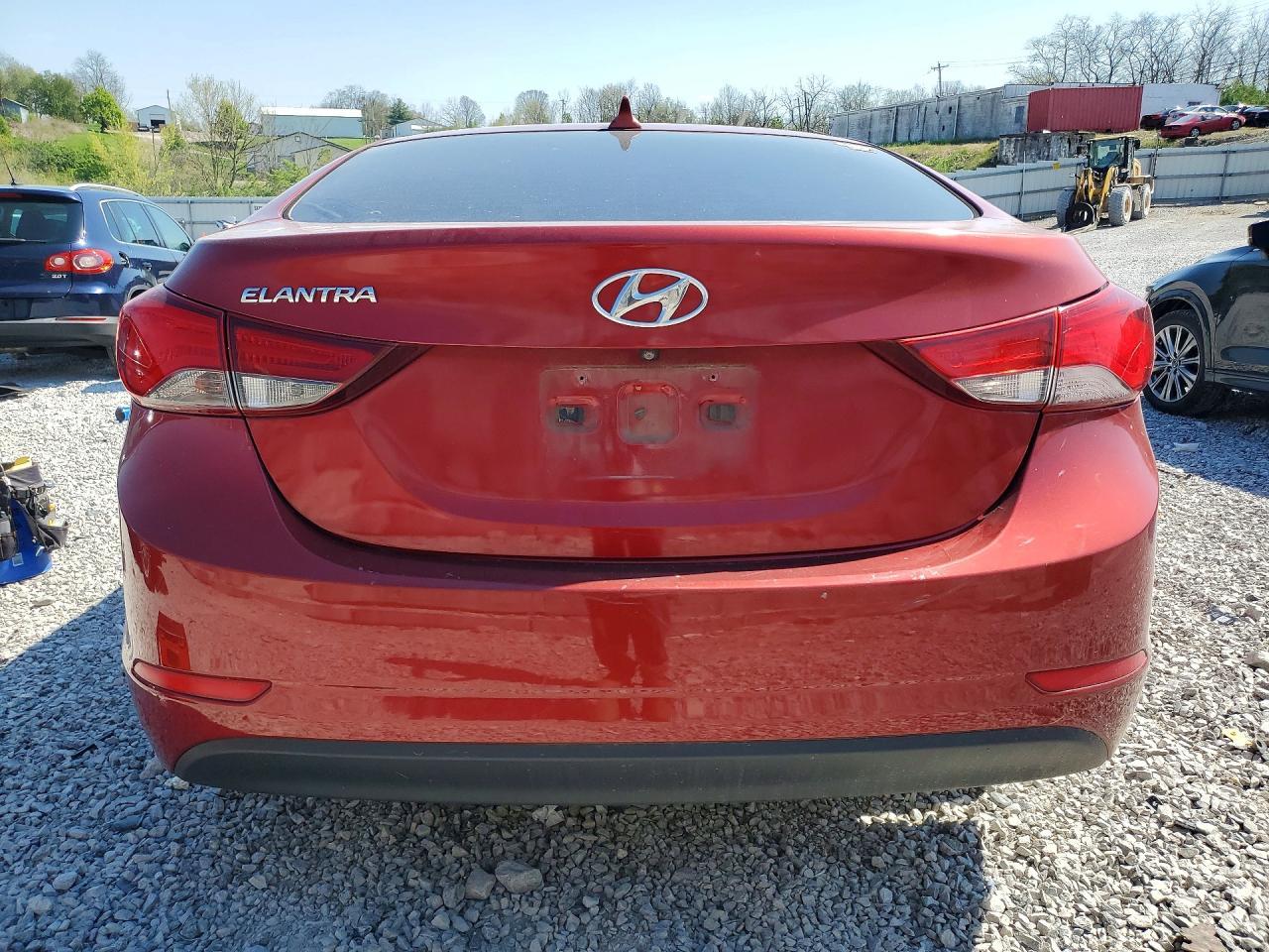 2015 Hyundai Elantra Se - Image 6