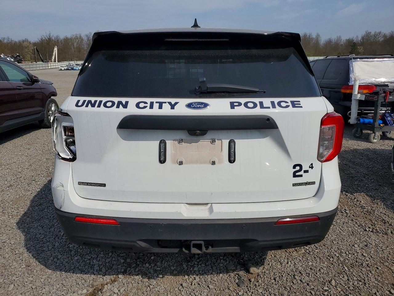2020 Ford Explorer - Image 6
