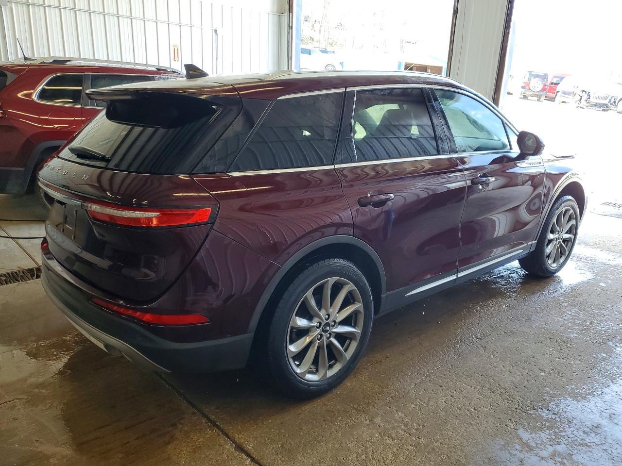 2020 Lincoln Corsair - Image 3
