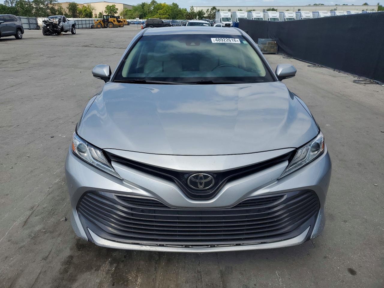 2018 Toyota Camry Xle - Image 5