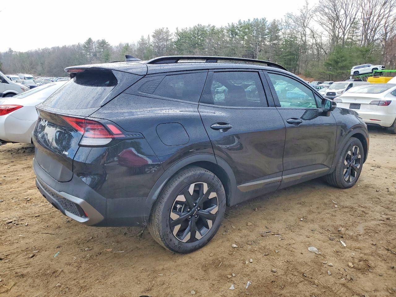 2024 Kia Sportage Plug-In Hybrid X-Line Prestige - Image 3