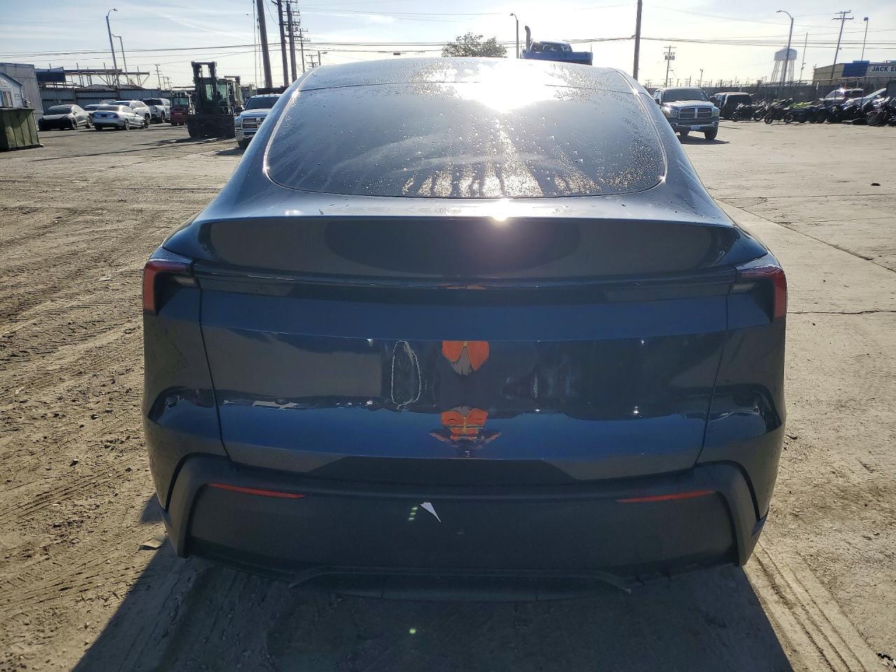 2026 Tesla Model Y - Image 6