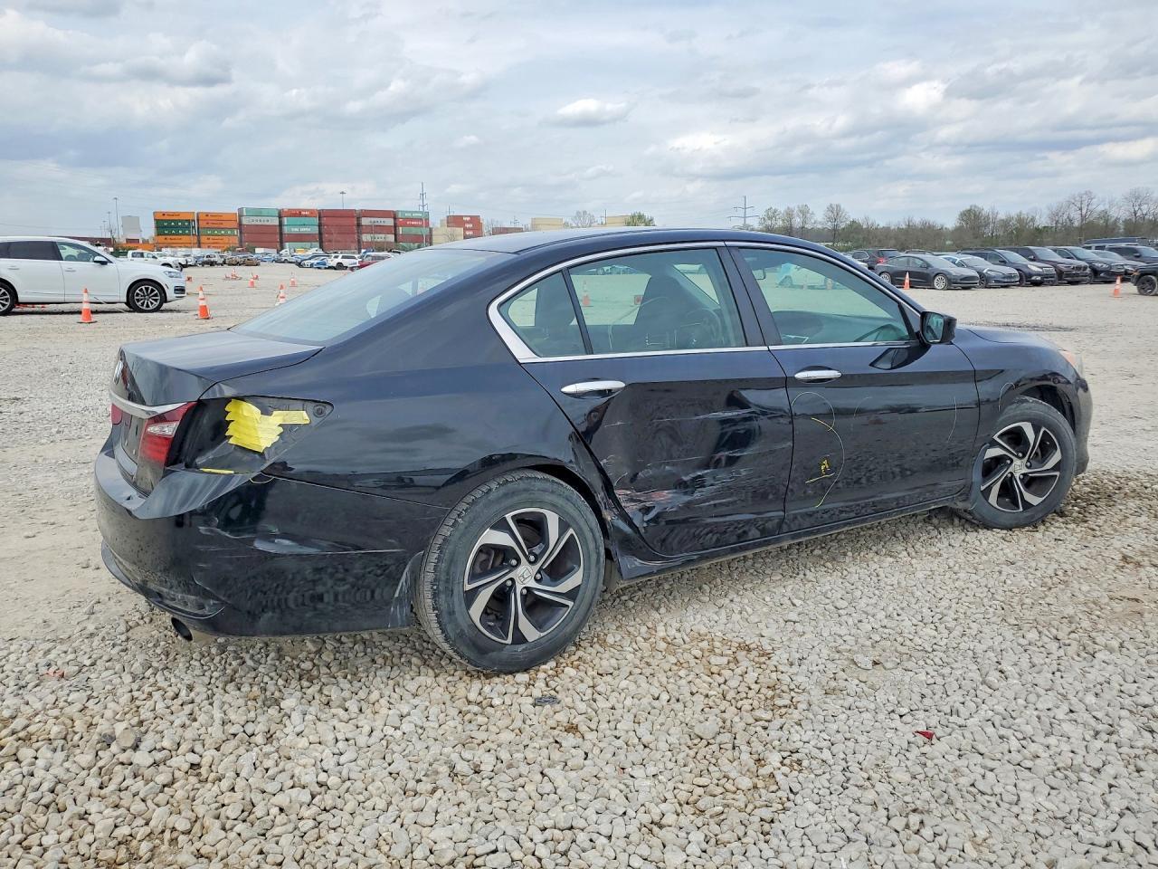 2017 Honda Accord Lx - Фото 3