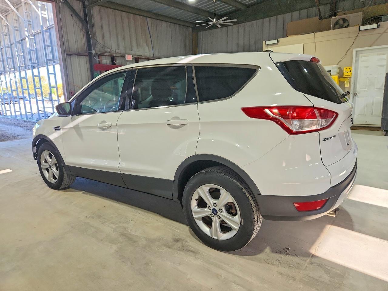 2013 Ford Escape Se - Image 2