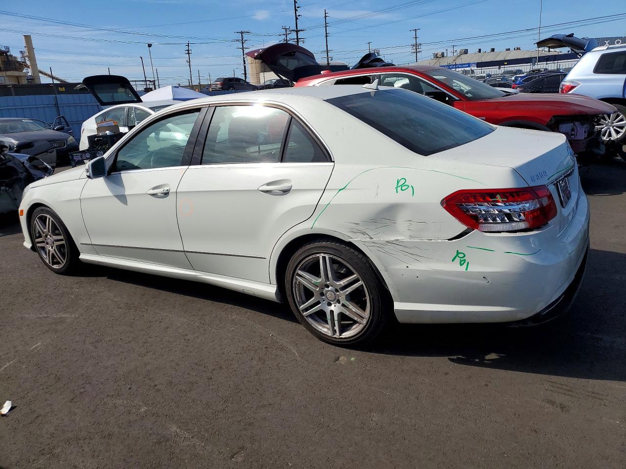 2010 Mercedes-Benz E 350 - Фото 2