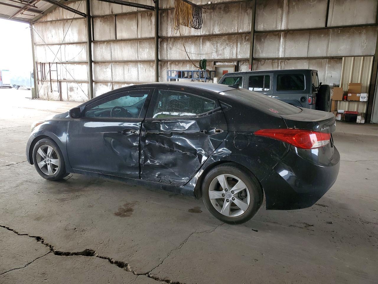 2013 Hyundai Elantra Gls - Фото 2