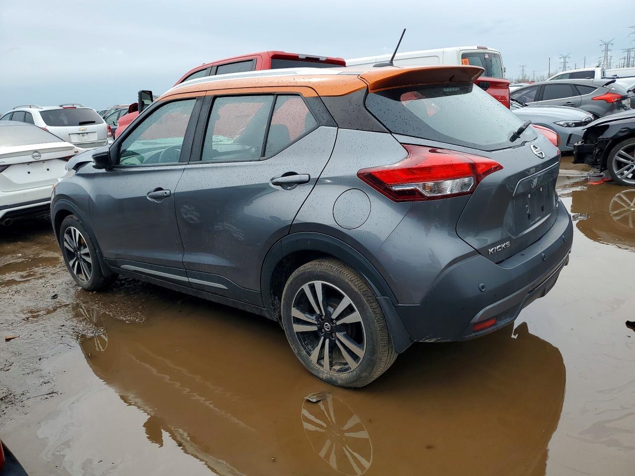 2020 Nissan Kicks Sr - Фото 2
