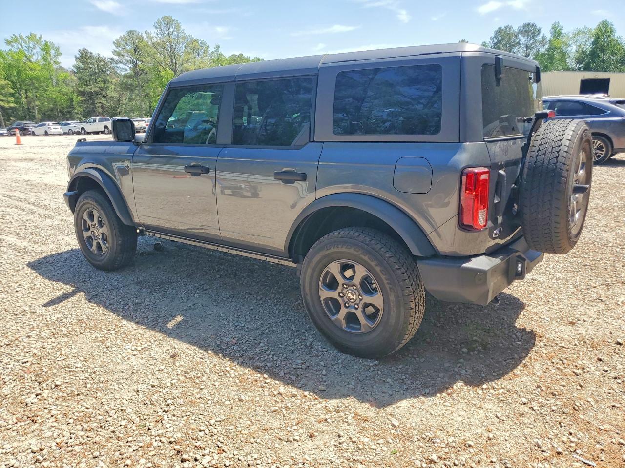 2025 Ford Bronco Big Bend - Image 2