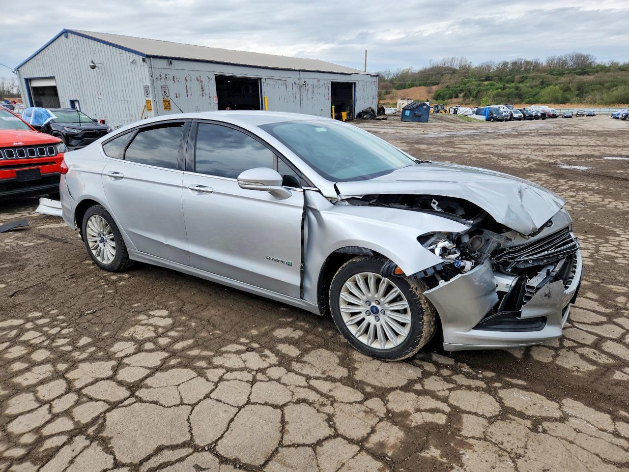 2016 Ford Fusion Se Hybrid - Фото 4