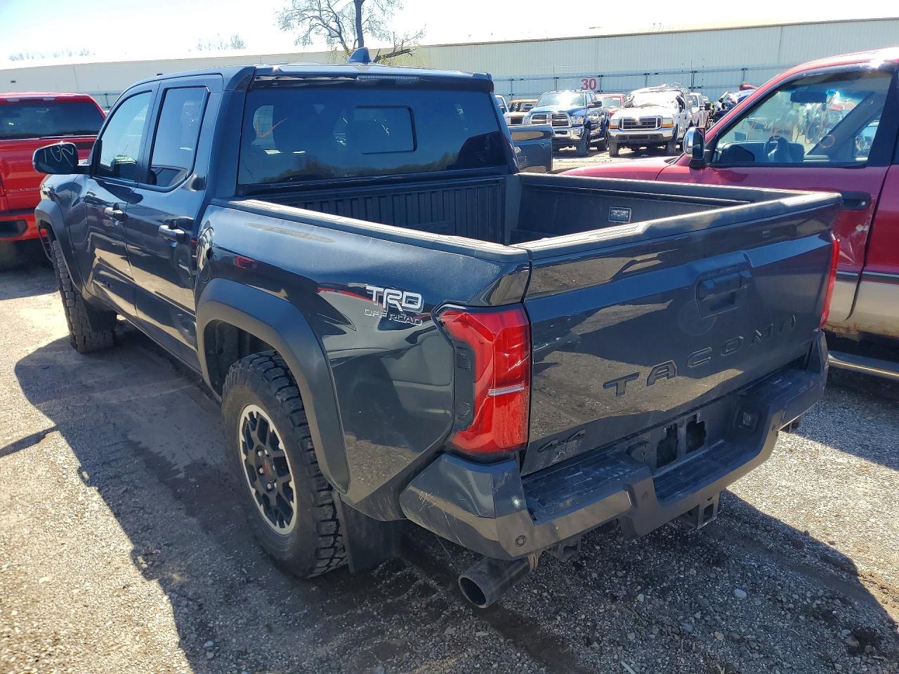 2024 Toyota Tacoma Trd Off-Road - Фото 2