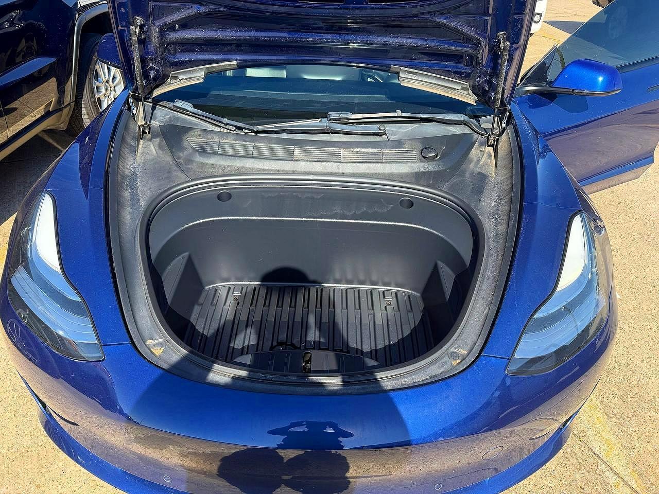 2022 Tesla Model 3 - Фото 7