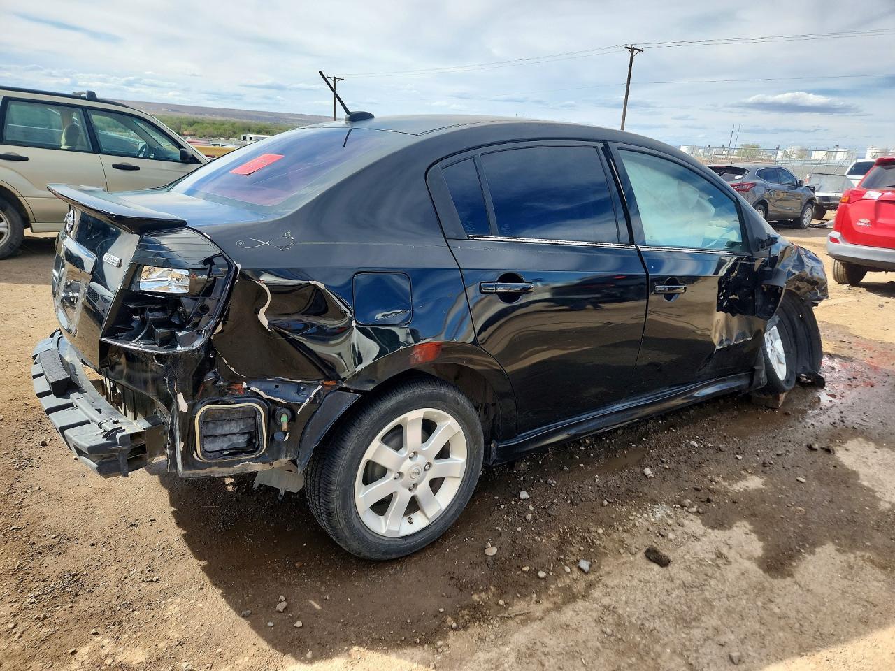 2011 Nissan Sentra 2.0 - Image 3