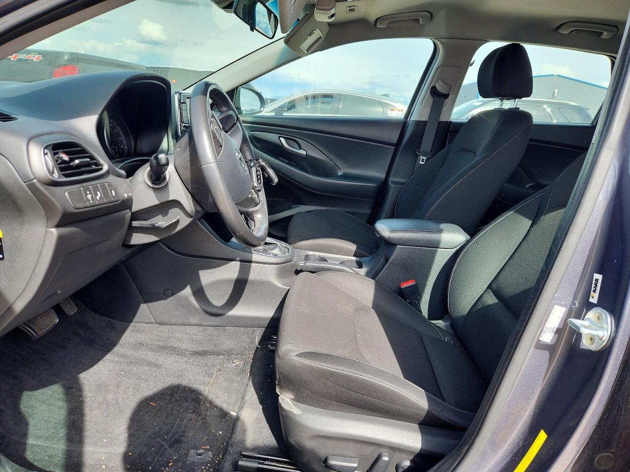 2018 Hyundai Elantra Gt Base - Фото 7