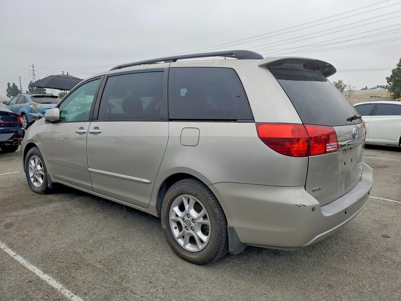2005 Toyota Sienna Xle Limited 7 Passenger - Фото 2