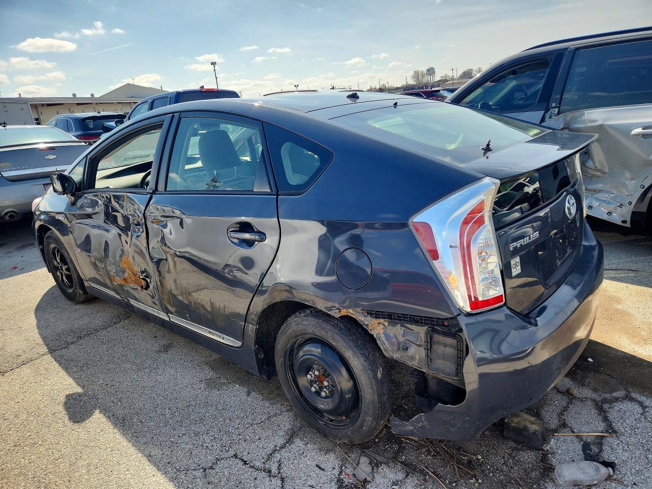 2012 Toyota Prius Two - Фото 2