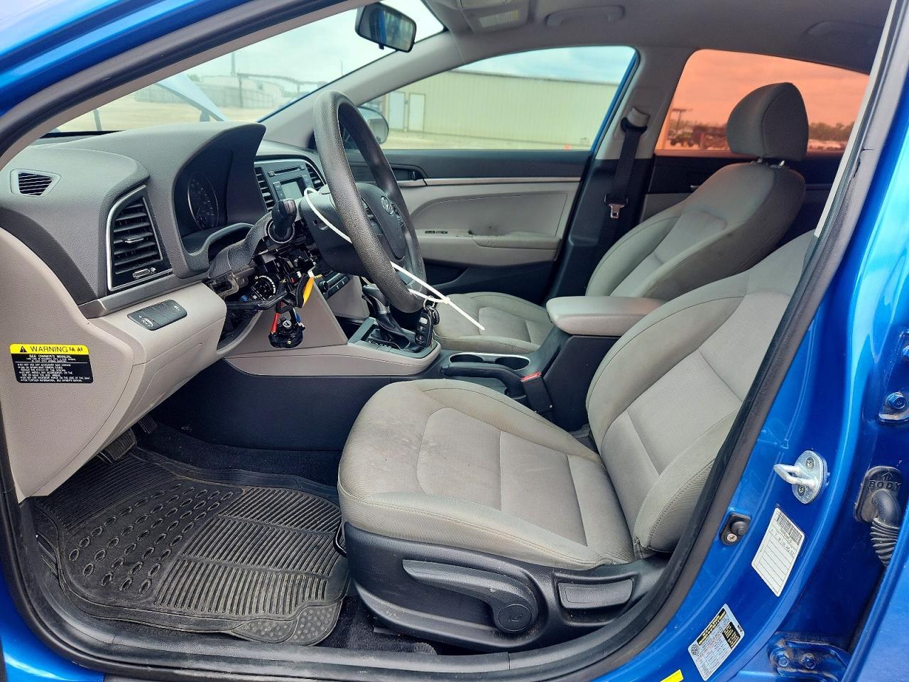 2017 Hyundai Elantra Se - Фото 7