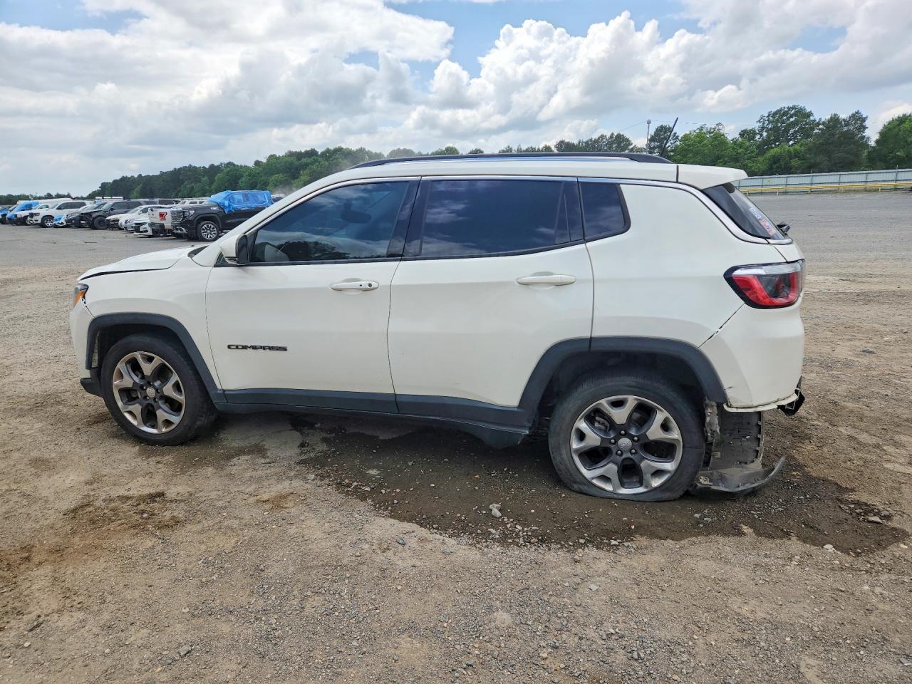 2019 Jeep Compass Limited - Фото 2