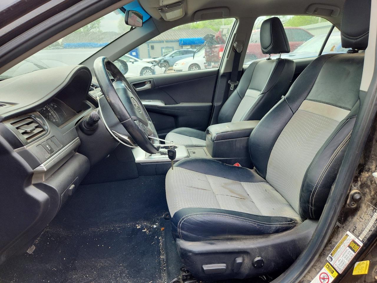 2012 Toyota Camry Se - Image 7