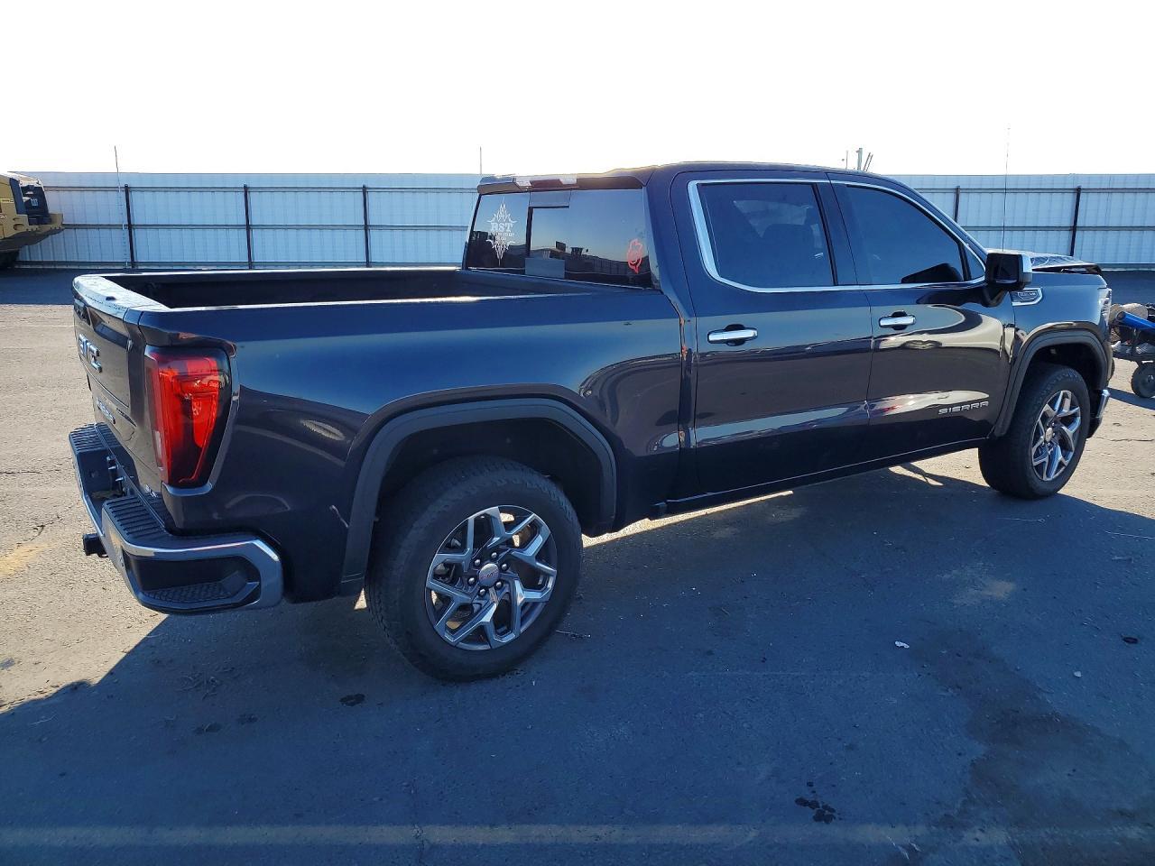 2023 GMC Sierra K1500 Slt - Фото 3
