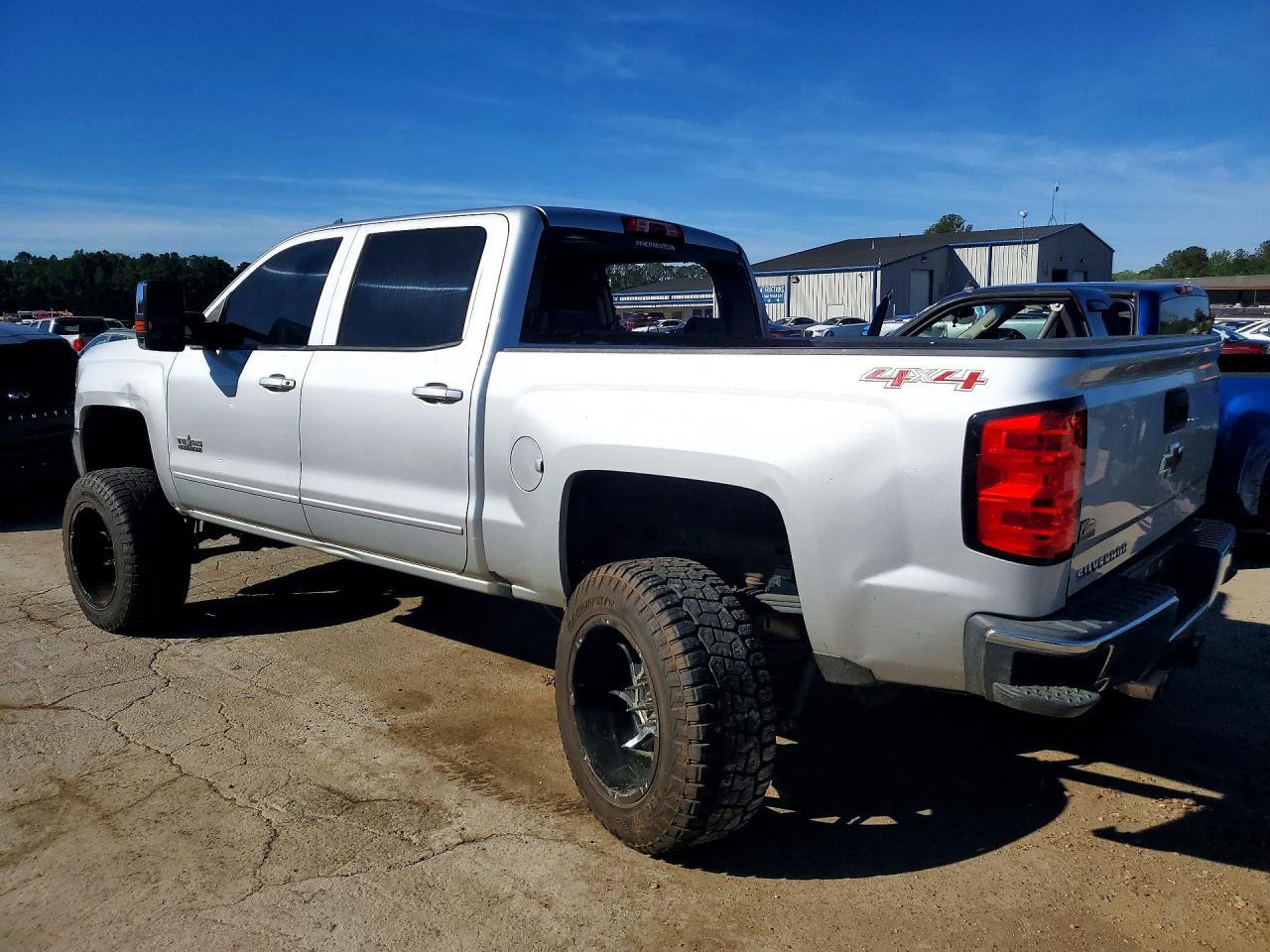 2017 Chevrolet Silverado K1500 Lt - Фото 2