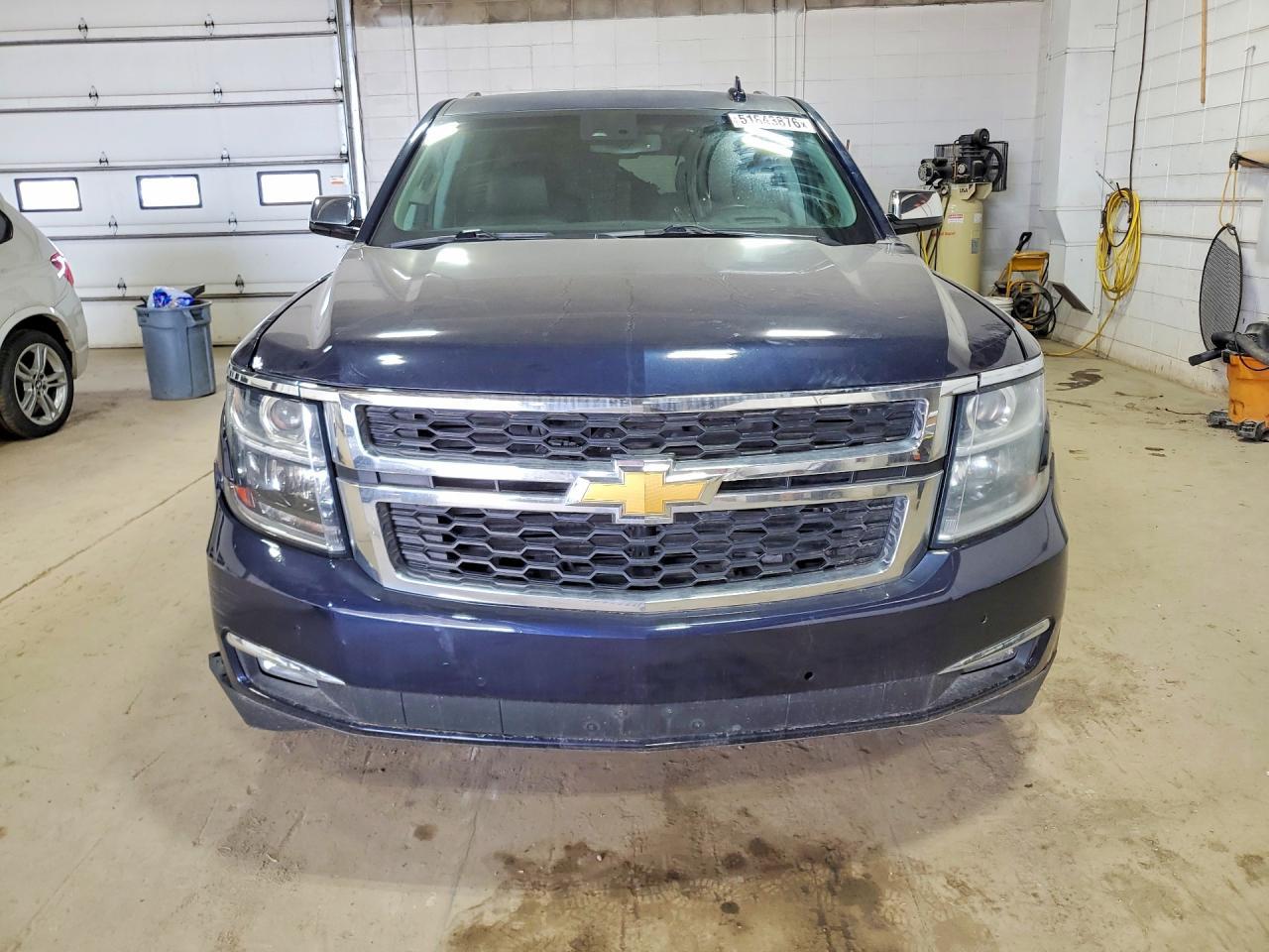 2017 Chevrolet Suburban C1500 Premier - Фото 5