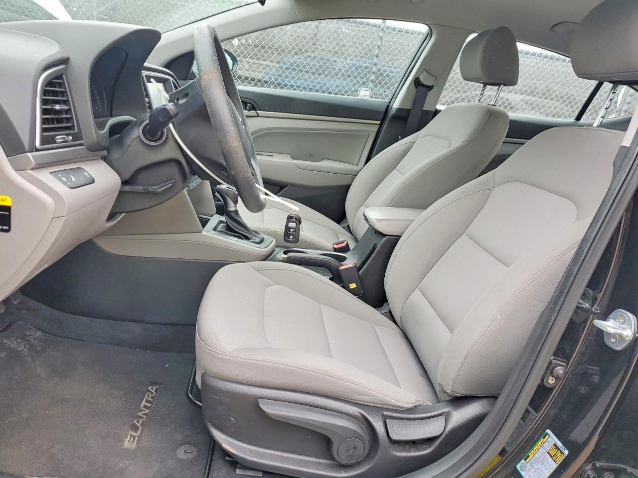 2018 Hyundai Elantra Sel - Фото 7