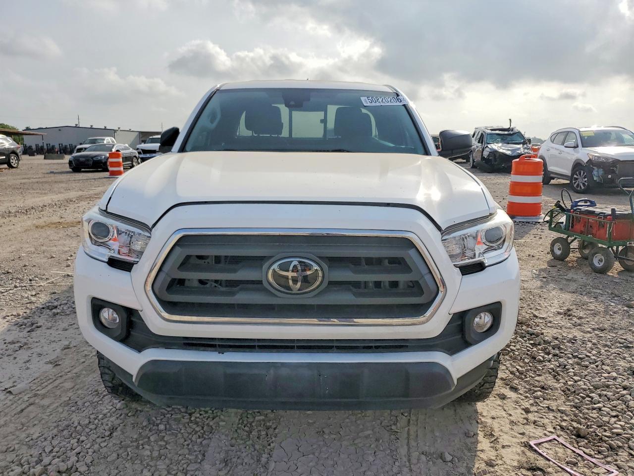2022 Toyota Tacoma Sr - Фото 5