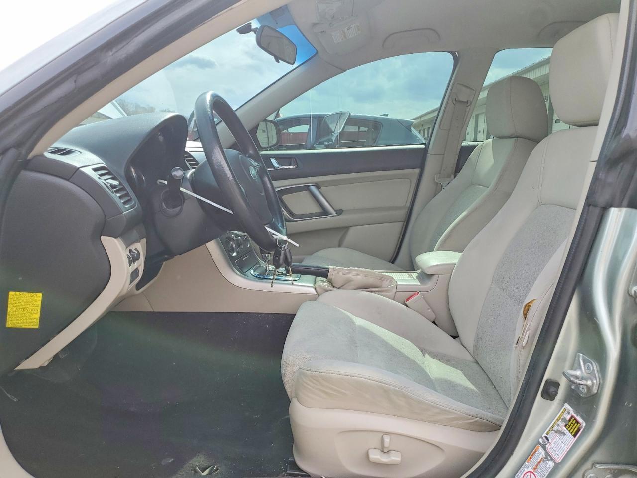 2009 Subaru Outback 2.5I - Image 7