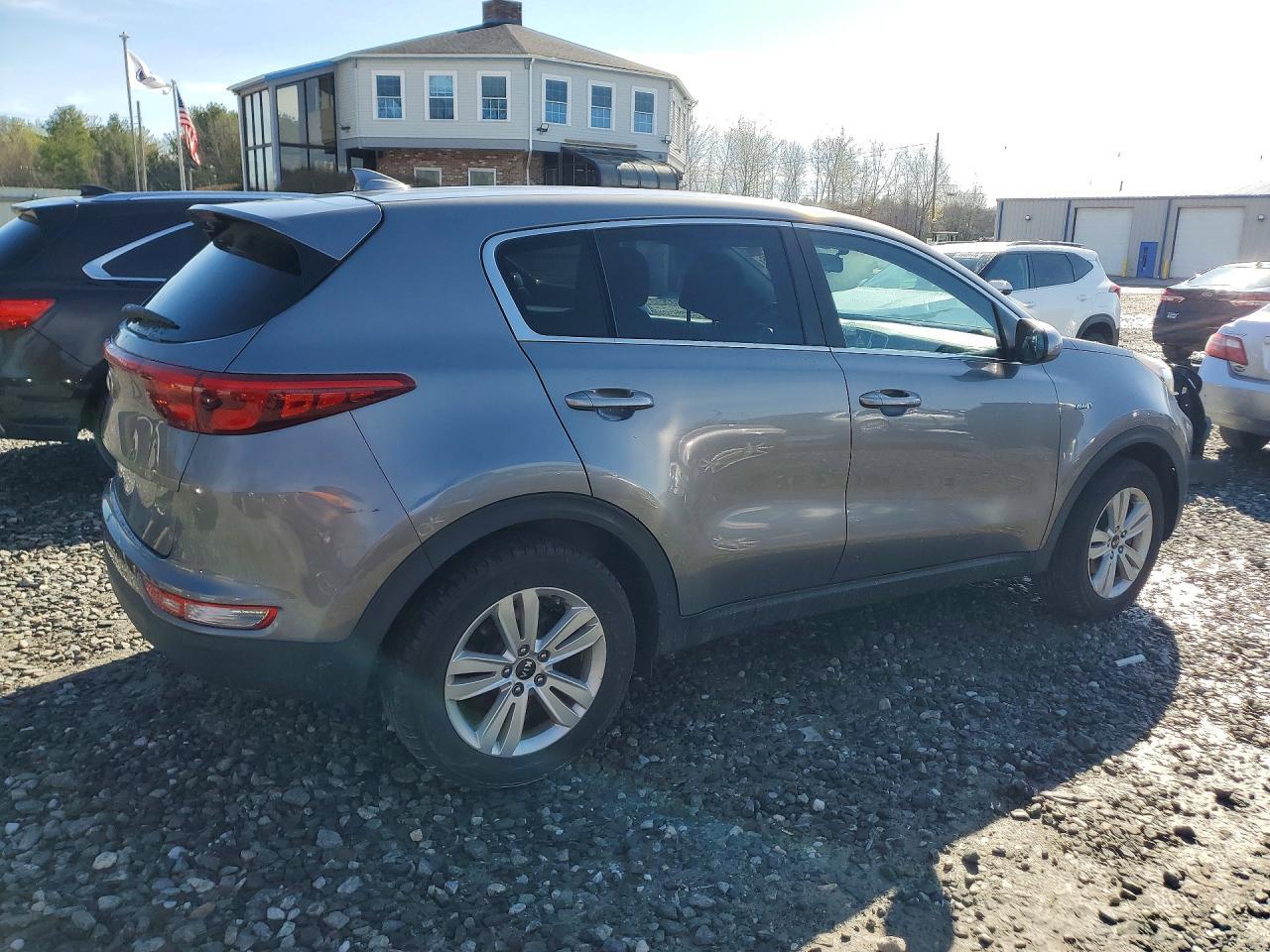 2017 Kia Sportage Lx - Image 3