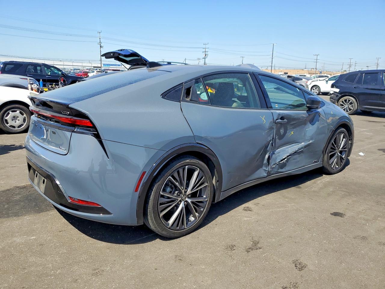 2024 Toyota Prius Limited - Фото 3