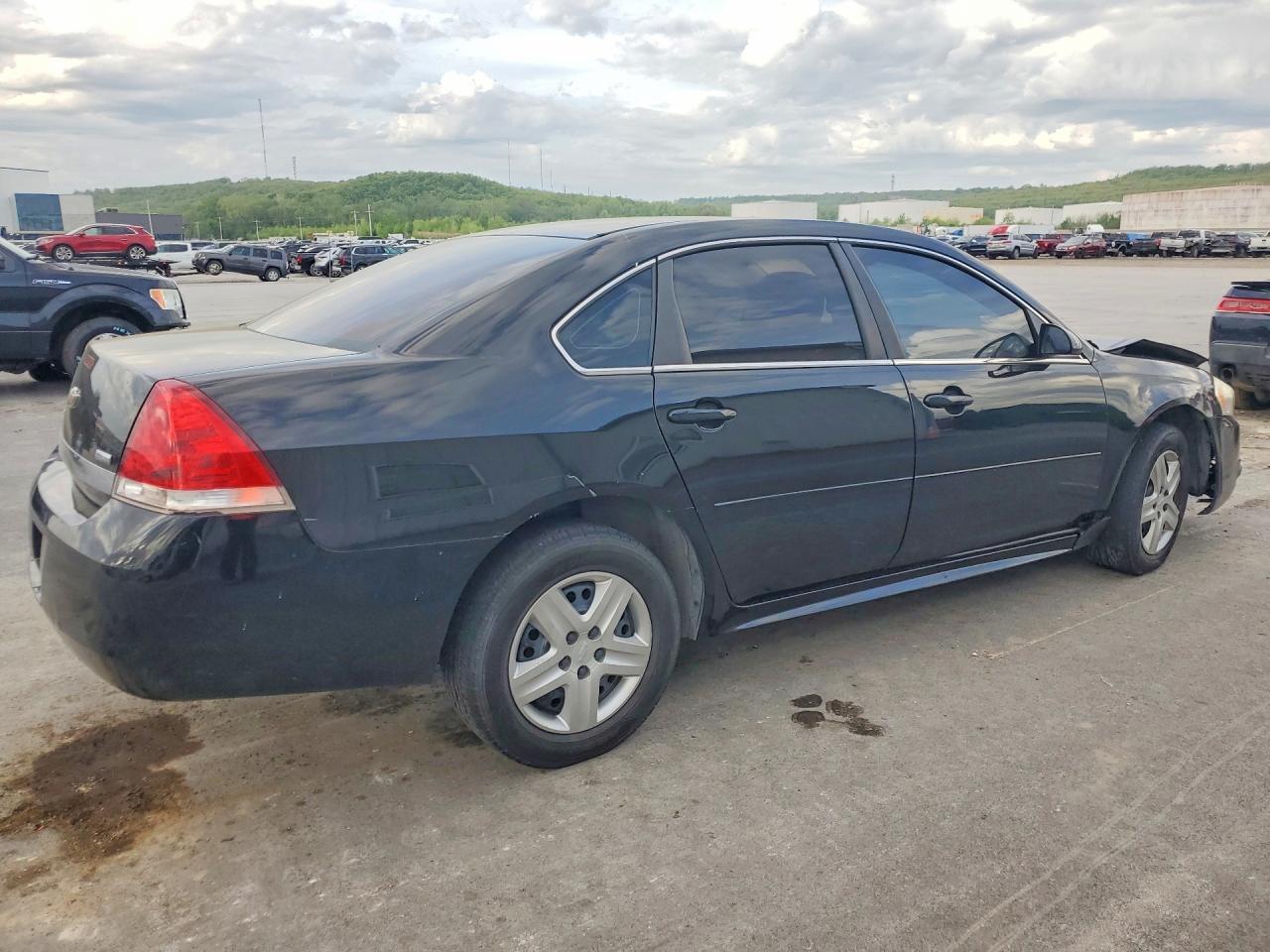 2011 Chevrolet Impala Ls - Фото 3