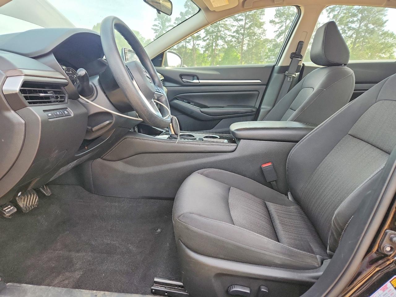 2023 Nissan Altima Sv - Image 7