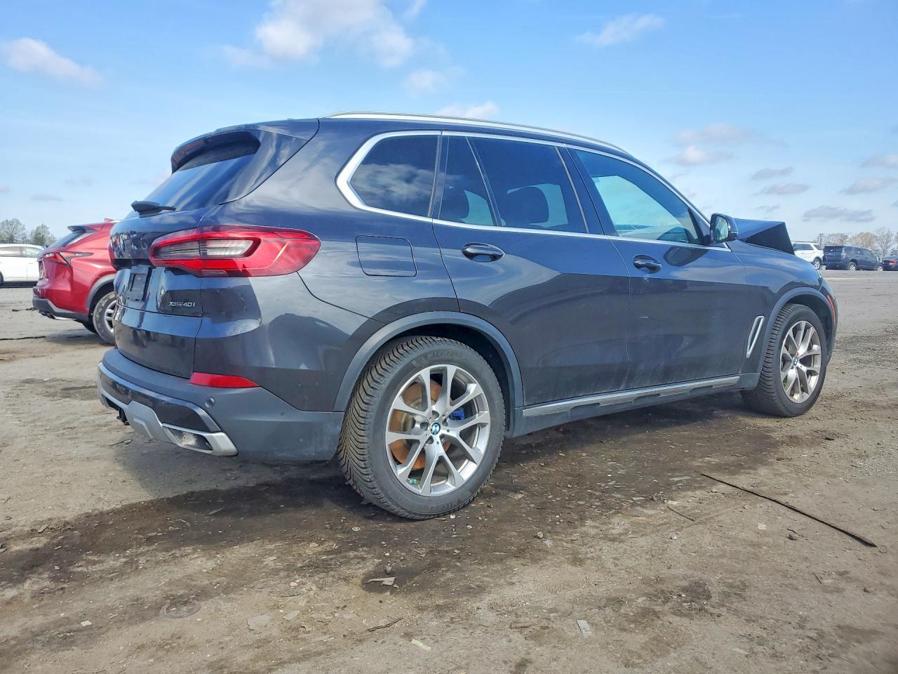 2020 BMW X5 xDrive40I - Image 3