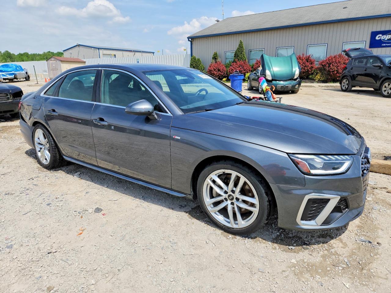 2023 Audi A4 Premium Plus 45 - Фото 4