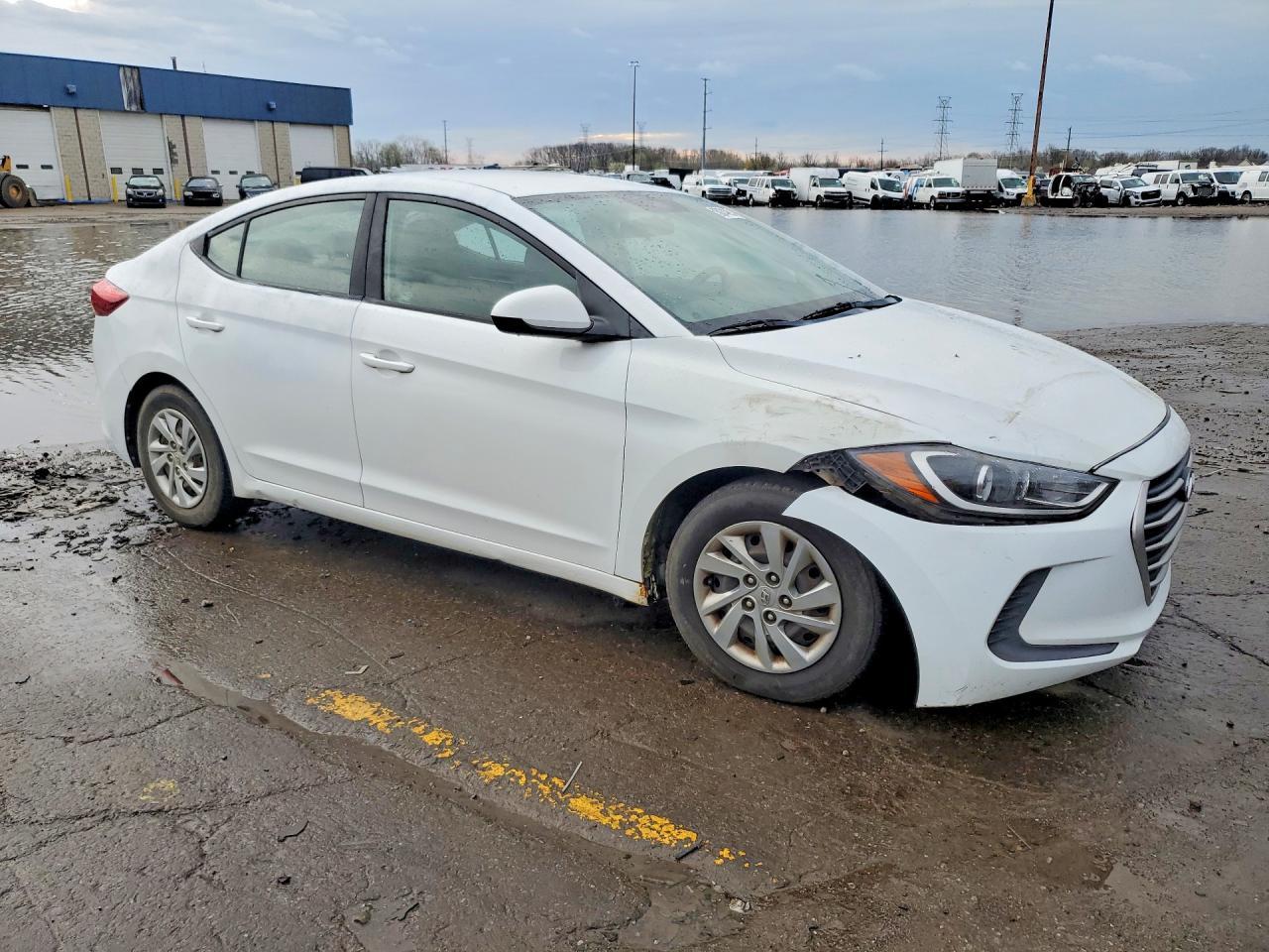2017 Hyundai Elantra Se - Image 4