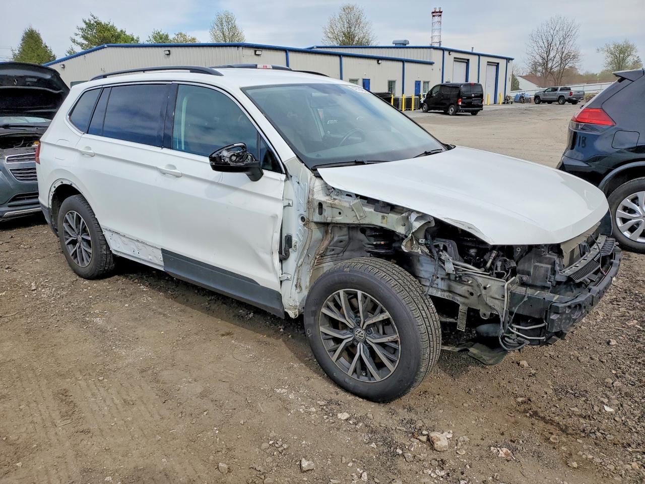2019 Volkswagen Tiguan Se - Image 4