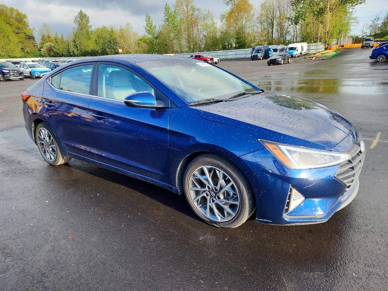 2019 Hyundai Elantra Limited - Image 4