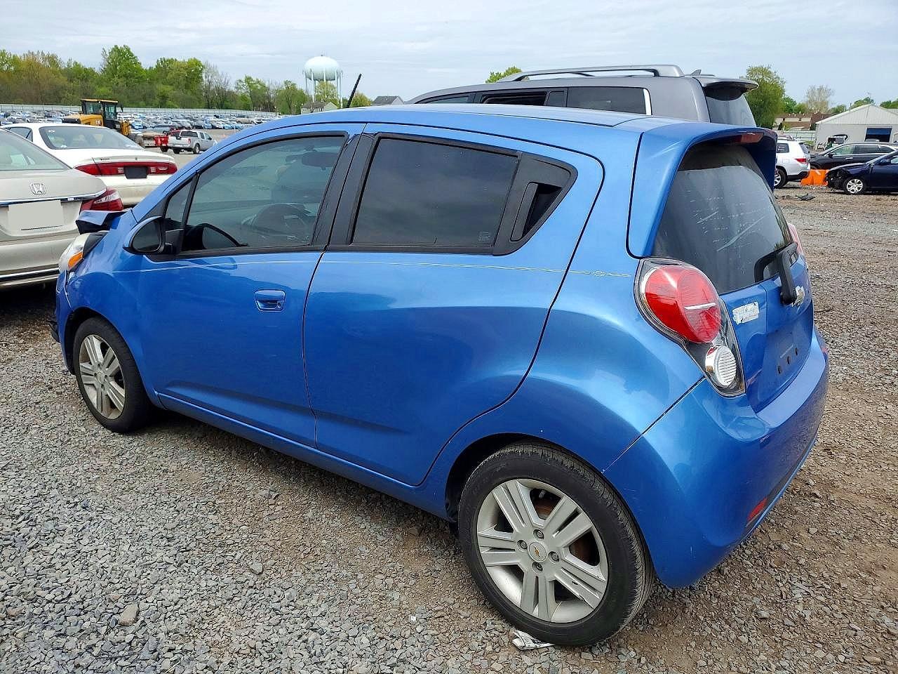 2014 Chevrolet Spark Ls - Image 2