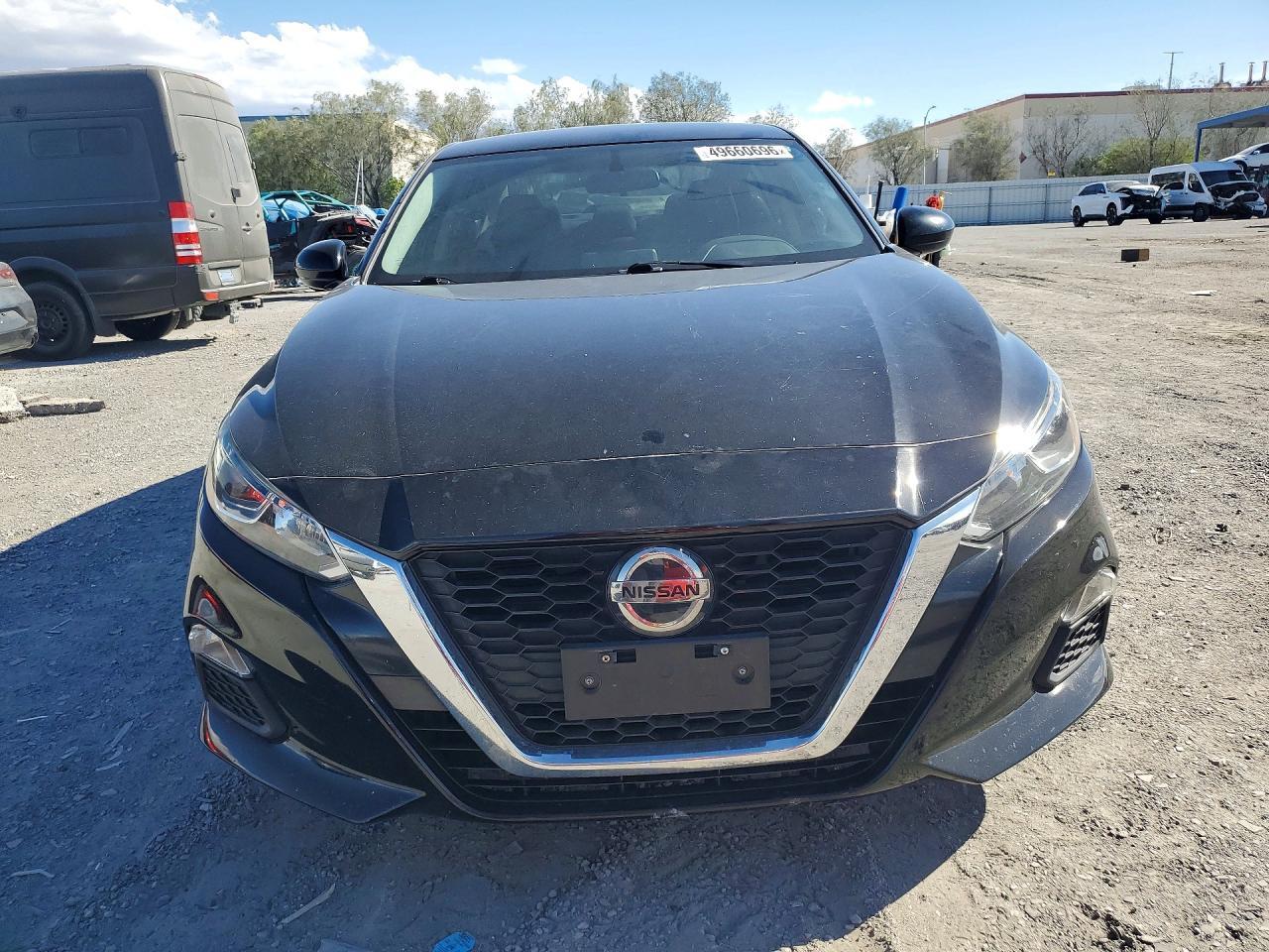 2019 Nissan Altima S - Фото 5