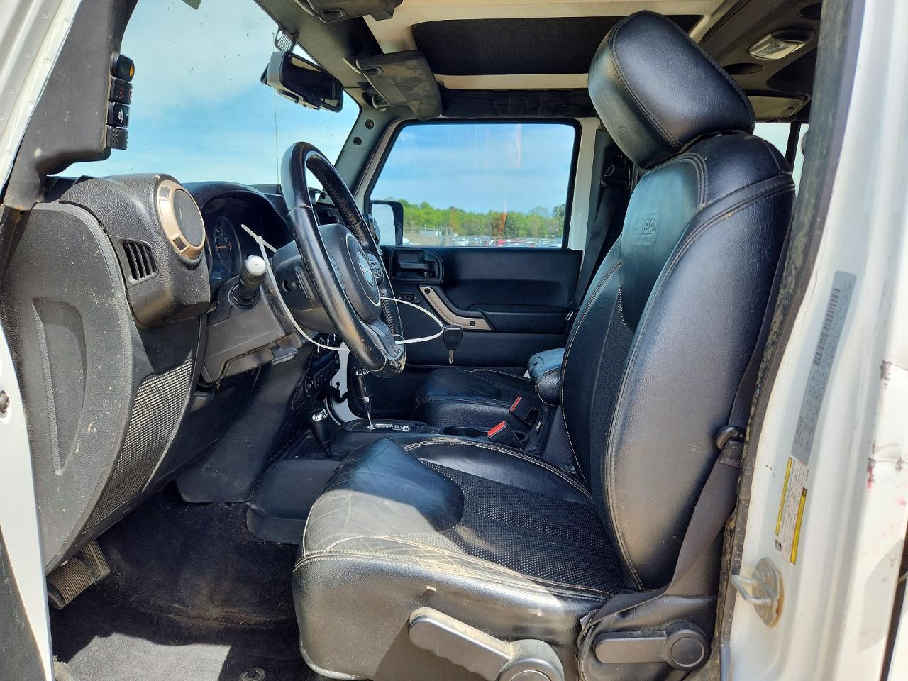 2016 Jeep Wrangler Unlimited Sahara - Фото 7