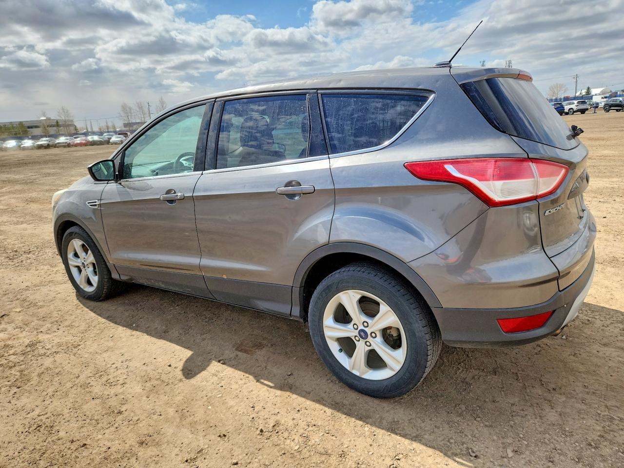 2014 Ford Escape Se - Фото 2