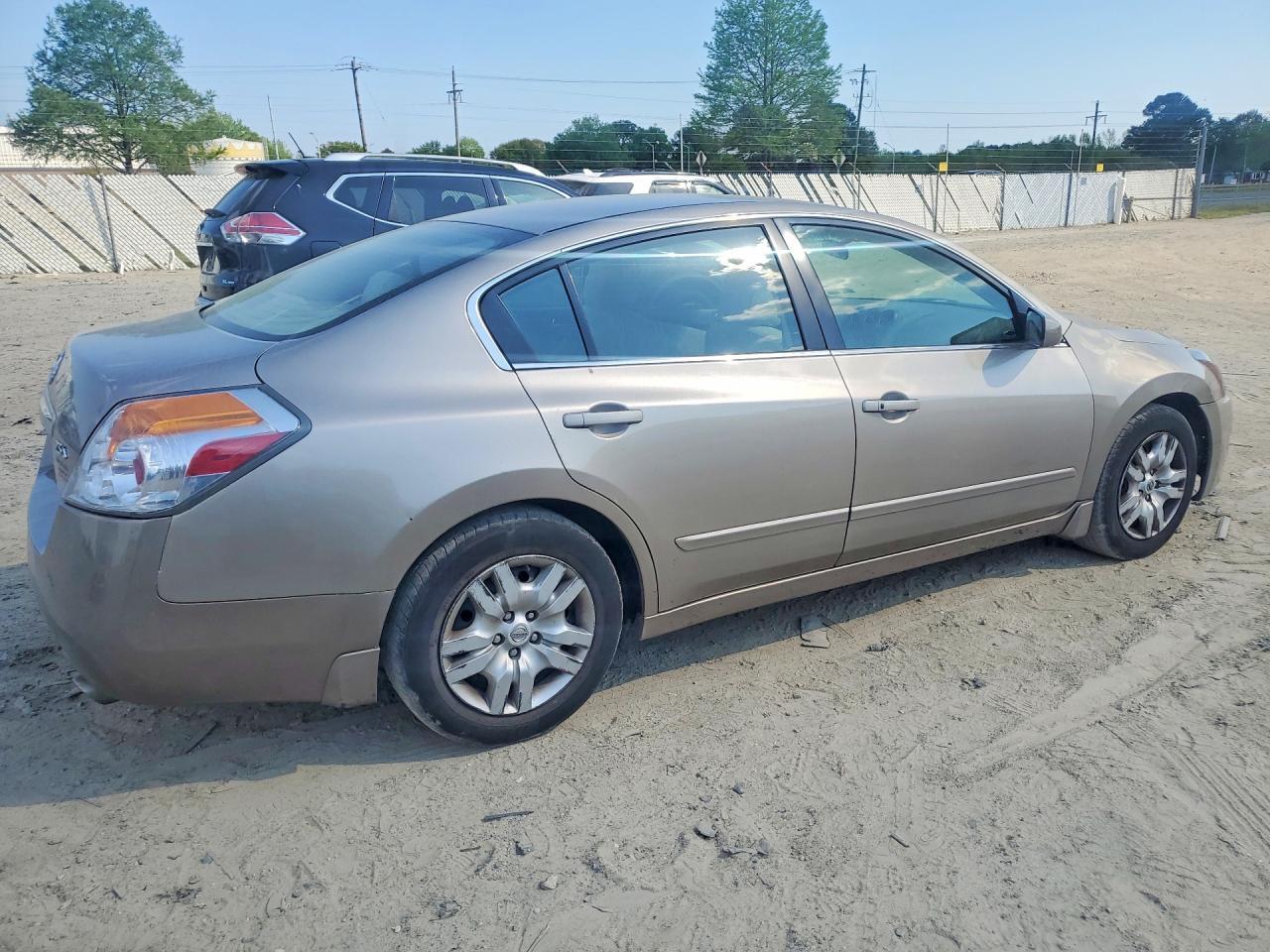 2012 Nissan Altima 2.5 - Фото 3