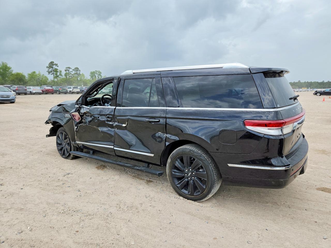 2023 Lincoln Navigator L Reserve - Фото 2