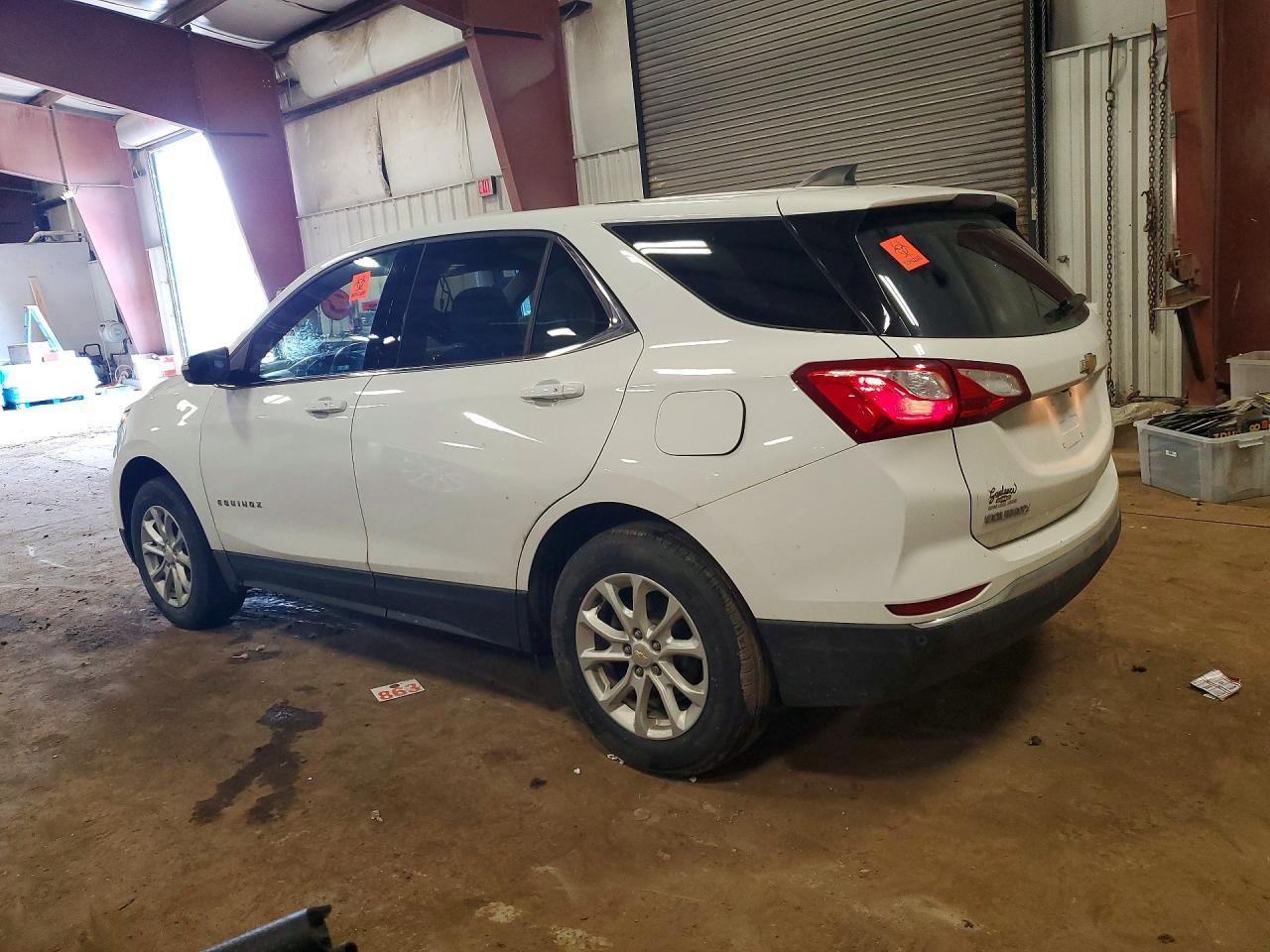 2019 Chevrolet Equinox Lt - Image 2