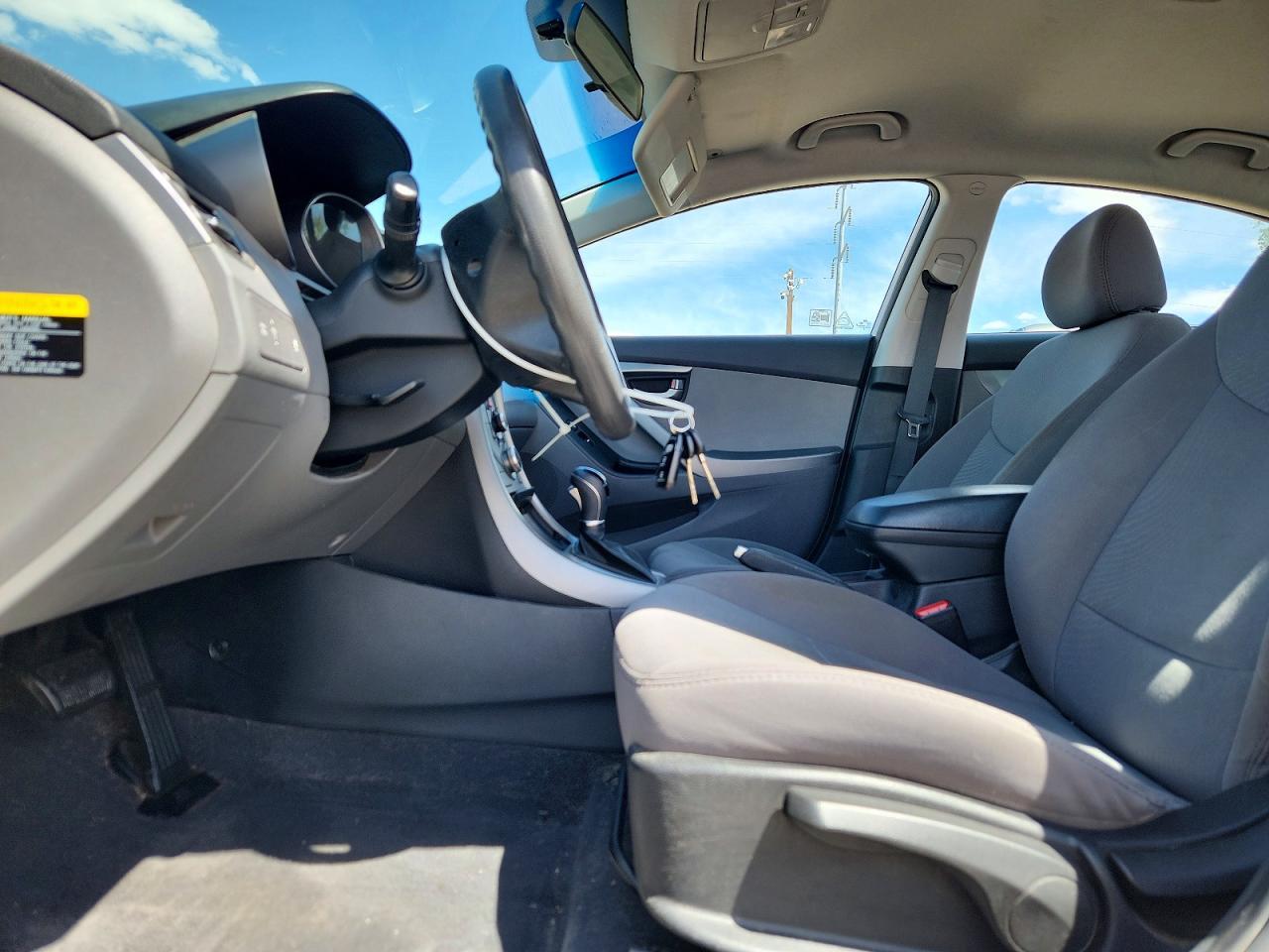 2016 Hyundai Elantra Se - Image 7